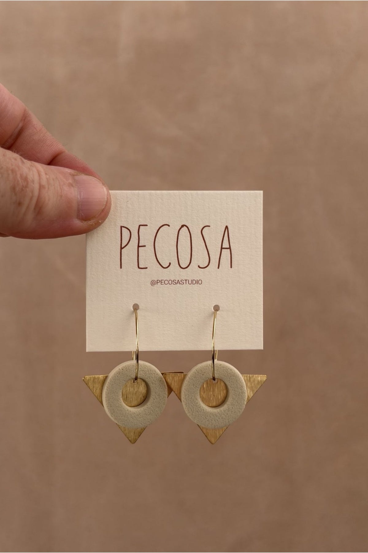 Pendientes DALI, capsula TIERRA