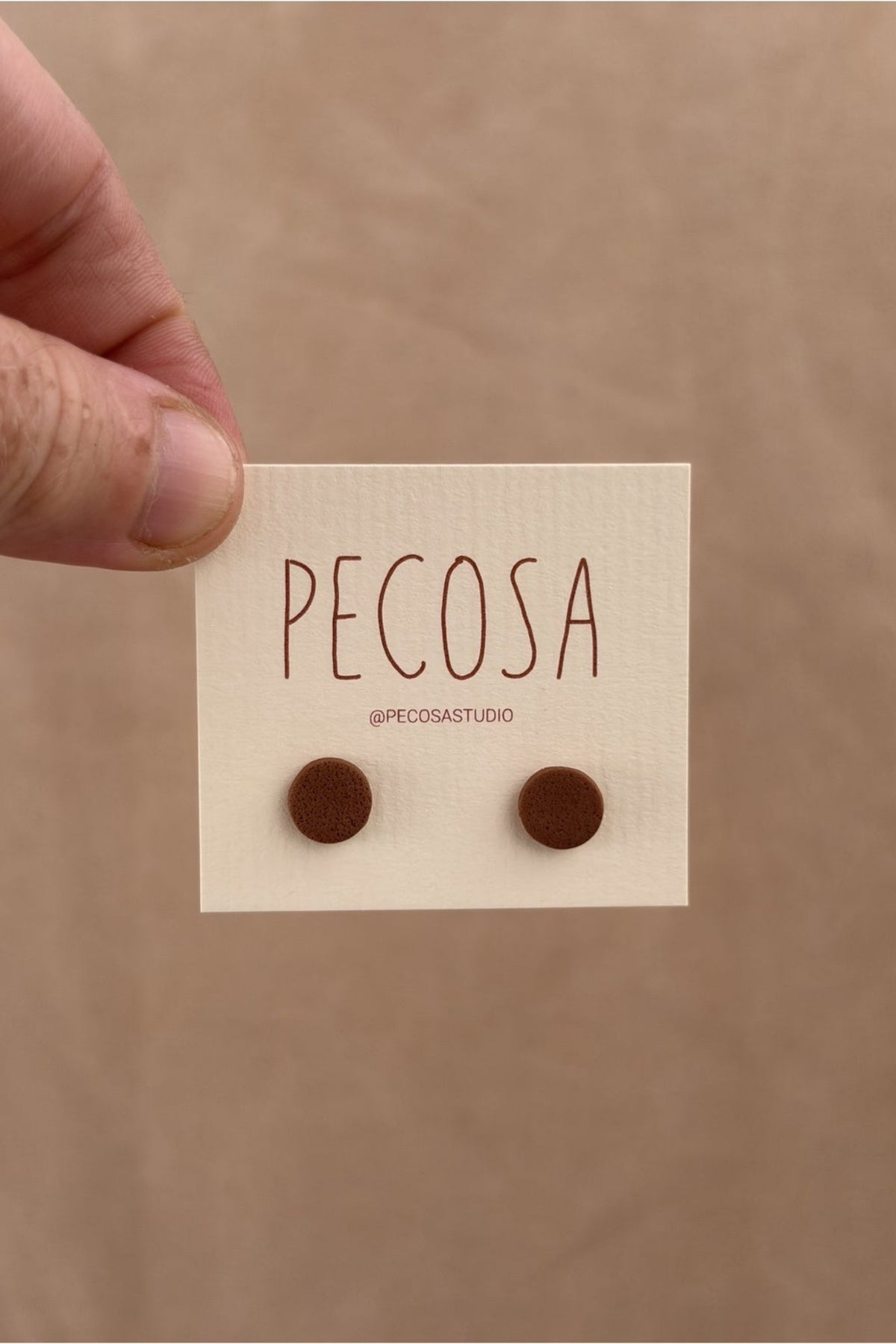 Pendientes NELA, capsula TIERRA